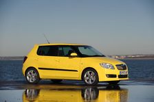 SKODA Fabia 2007. Artist: Simon Clay