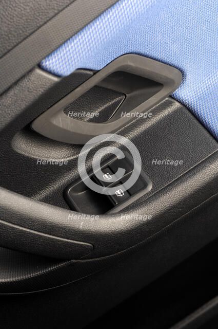 Skoda Fbia Estate  HTP 1-2  2007. Artist: Simon Clay.