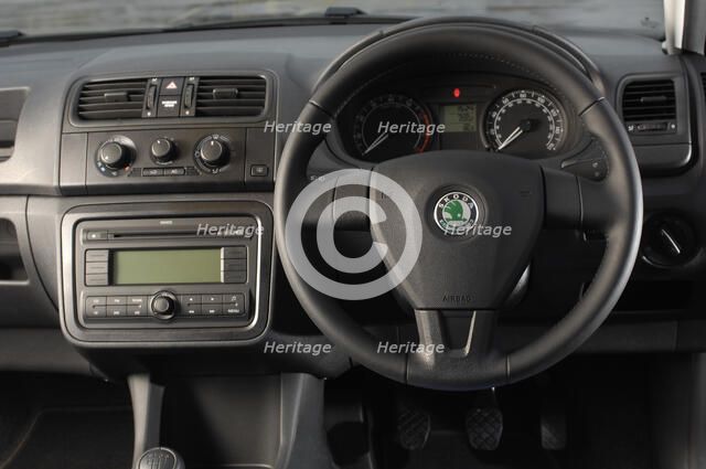 Skoda Fbia Estate  HTP 1-2  2007. Artist: Simon Clay.