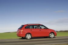 Skoda Fbia Estate HTP 1-2 2007. Artist: Simon Clay