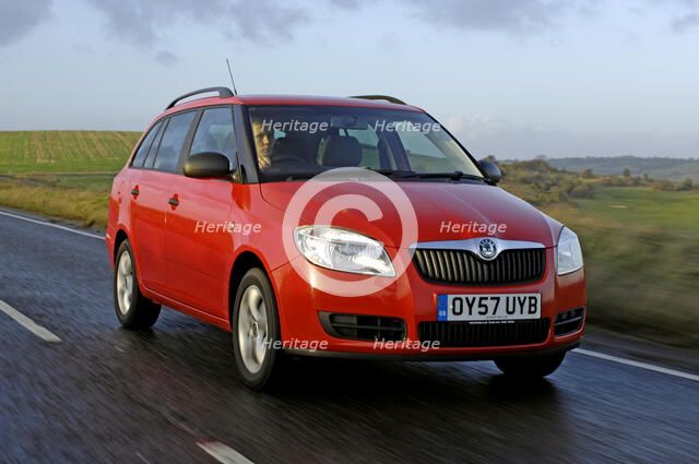 Skoda Fbia Estate  HTP 1-2  2007. Artist: Simon Clay.