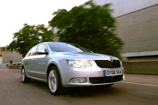 Skoda SUPERB 2008. Artist: Simon Clay