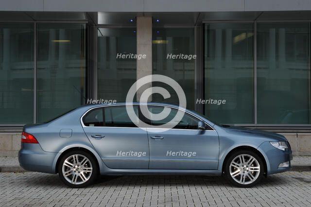 Skoda SUPERB 2008. Artist: Simon Clay.