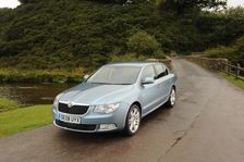 Skoda SUPERB 2008. Artist: Simon Clay