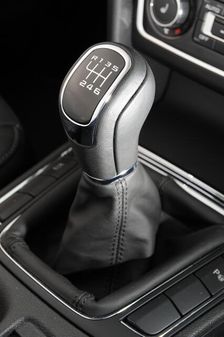 Skoda SUPERB 2008. Artist: Simon Clay