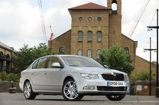 Skoda SUPERB 2008. Artist: Simon Clay