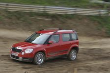 Skoda Yeti 2009. Artist: Simon Clay