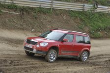 Skoda Yeti 2009. Artist: Simon Clay