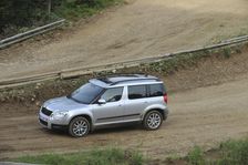 Skoda Yeti 2009. Artist: Simon Clay