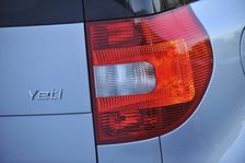 Skoda Yeti 2009. Artist: Simon Clay