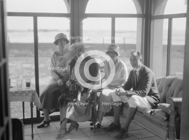 Slater, Mrs., and friends in a house in Long Beach, 1924 July. Creator: Arnold Genthe.