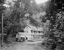 Sleepy Hollow, Rip Van Winkle House, Catskill Mts., N.Y., between 1895 and 1910. Creator: Unknown