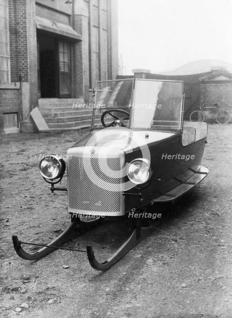 Sleigh car, Landskrona, Sweden, 1923. Creator: Unknown.