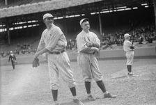 Slim Sallee (left) & Jeff Tesreau (right), New York NL (baseball), 1918. Creator: Bain News Service