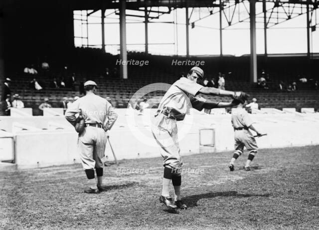 Slim Sallee, St. Louis NL (baseball), 1913. Creator: Bain News Service.