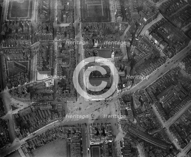 Sloane Square, London, 3 April 1909. Artist: Unknown.