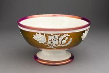 Slop Bowl with Symbols of England, Ireland, and Scotland, Staffordshire, c. 1830. Creator: Staffordshire Potteries