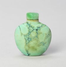 Spade-Shaped Snuff Bottle, Qing dynasty (1644-1911), 1800-1900. Creator: Unknown