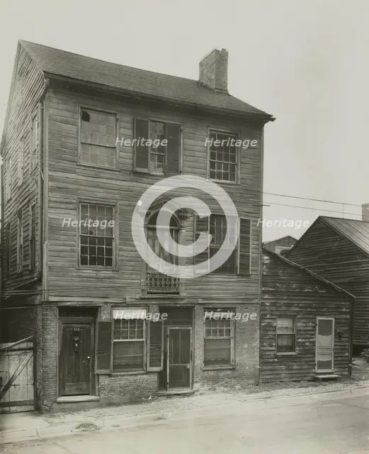Spanish priest's house, 311-313 Market Street, Natchez, Adams County, Mississippi, 1938. Creator: Frances Benjamin Johnston.