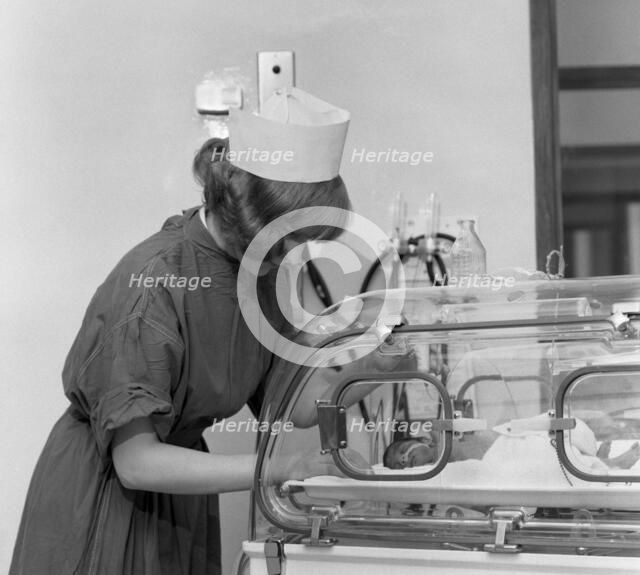 Special care unit for premature babies, Nether Edge Hospital, Sheffield, South Yorkshire, 1969. Artist: Michael Walters