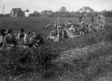 Spectators at the Bugatti Owners Club Hill Climb, Chalfont St Peter, Buckinghamshire, 1935. Artist: Bill Brunell
