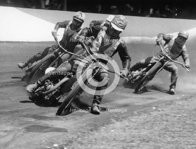Speedway race at Exeter, Devon, c1952-c1953. Artist: Unknown