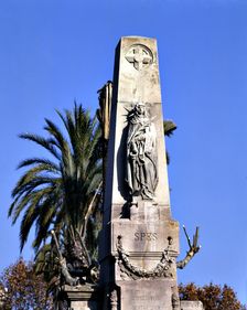 Spes sculpture at the main gate of the cemetery in the east of Barcelona, 20th century. Creator: Vallmitjana i Barbany, Agapit (1832-1905)