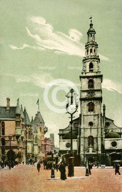 St Clement Danes, Strand, London, c1910. Creator: Unknown.