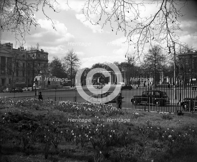 St George's Hospital and the Hyde Park Screen, London, c1955. Creator: Arthur Charles Kirby Ware.