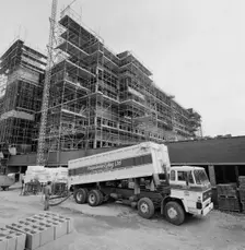 St George's Hospital, Blackshaw Road, Tooting, Wandsworth, London, 07/08/1985. Creator: John Laing plc