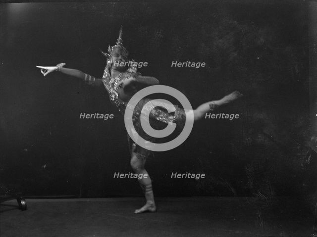 St. Denis, Ruth, 1919 Feb. 11. Creator: Arnold Genthe.