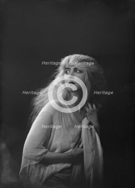 St. Denis, Ruth, 1919 Feb. 11. Creator: Arnold Genthe.