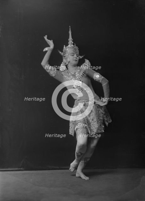 St. Denis, Ruth, 1919 Feb. 11. Creator: Arnold Genthe.