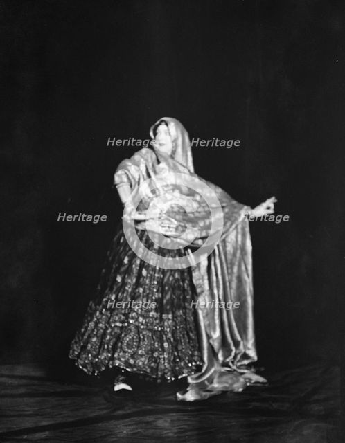 St. Denis, Ruth, 1913 Mar. 25. Creator: Arnold Genthe.