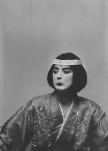 St. Denis, Ruth, 1913 Mar. 25. Creator: Arnold Genthe