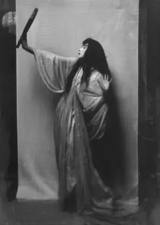 St. Denis, Ruth, 1913 Mar. 25. Creator: Arnold Genthe