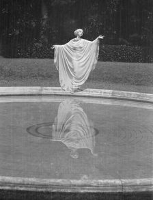 St. Denis, Ruth, 1927 July or Aug. Creator: Arnold Genthe