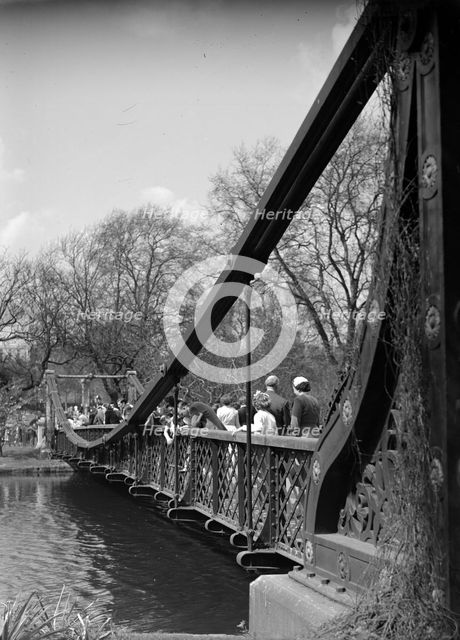 St James's Park, Westminster, London, May 1956. Artist: Herbert Felton