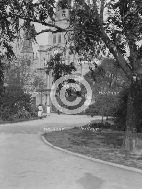 St. Louis Cathedral, New Orleans, between 1920 and 1926. Creator: Arnold Genthe.