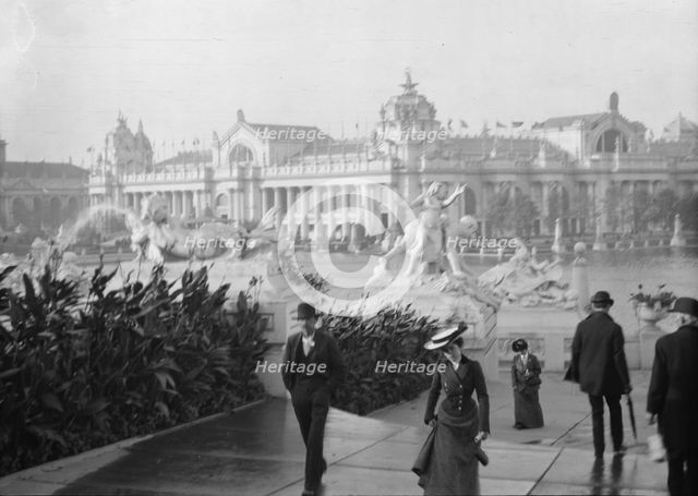 St Louis World's Fair, 1904.  Creator: Arnold Genthe.