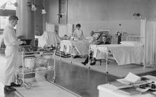 St. Luke's -- Men's Ward, between c1915 and c1920. Creator: Bain News Service