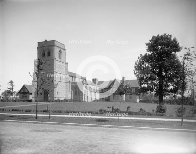St. Mary's Church, Walkerville, Ont., between 1905 and 1915. Creator: Unknown.