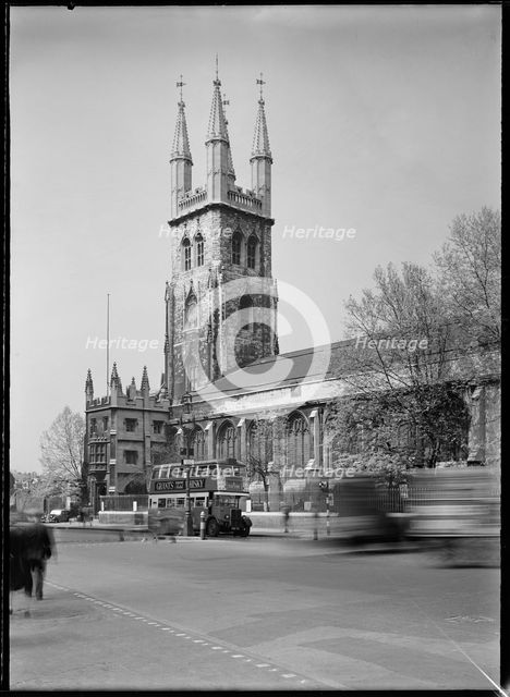 St Sepulchre's Church, Holborn Viaduct, Holborn, City of London, Greater London Authority, 1945-1960 Creator: Margaret F Harker.