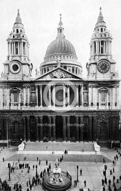 St Paul's Cathedral, London, early 20th century. Artist: Unknown