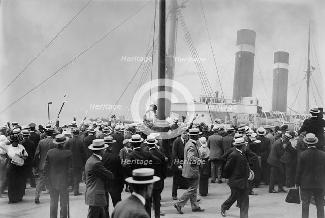ST. PAUL sails, between c1910 and c1915. Creator: Bain News Service.