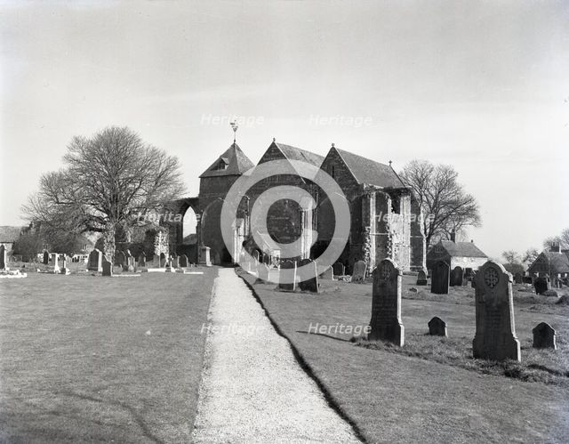 St Thomas' Church, Winchelsea, Sussex, c1955.  Creator: Arthur Charles Kirby Ware.