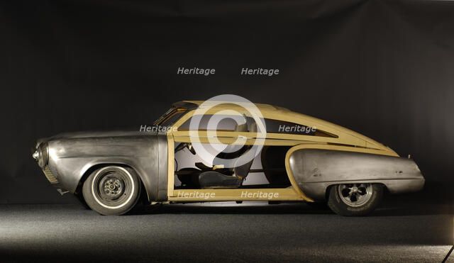 Studebaker custom 1961 - Unfinished project. Artist: Simon Clay.