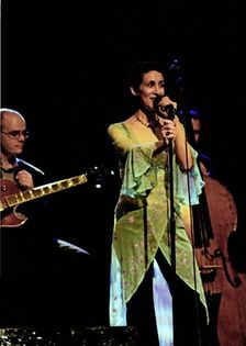 Stacey Kent, Chequer Mead, East Grinstead, October, 2003. Artist: Brian O'Connor