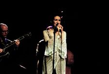 Stacey Kent, Chequer Mead, East Grinstead, October, 2003. Artist: Brian O'Connor