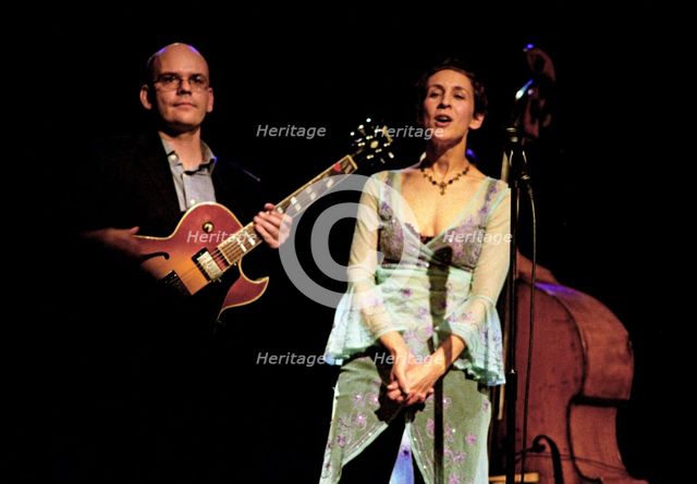Stacey Kent and Colin Oxley, Chequer Mead, East Grinstead, October, 2003.    Artist: Brian O'Connor.